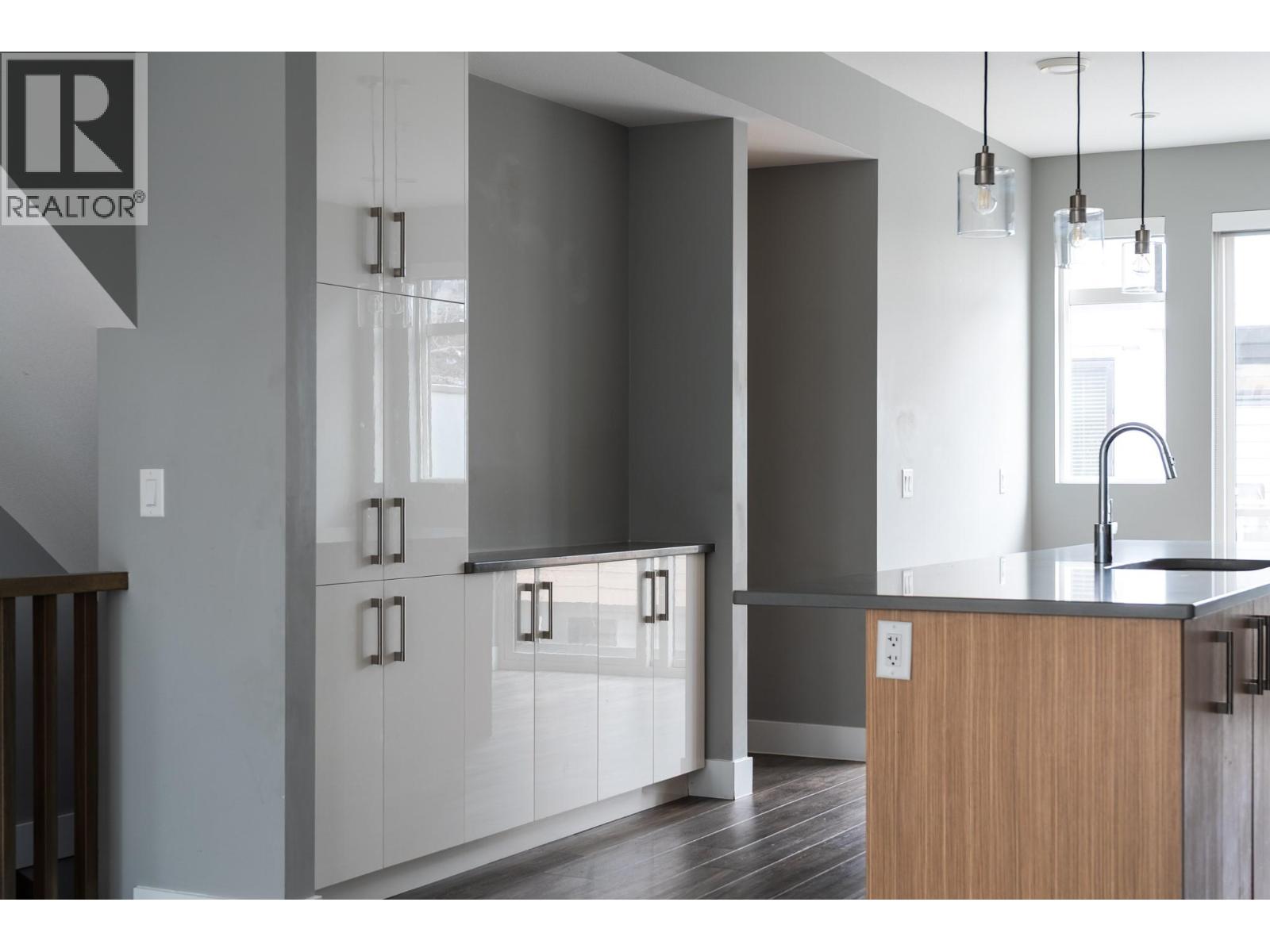 11581 Rogers Road Unit# 202, Lake Country, British Columbia  V4V 1X8 - Photo 3 - 10377720