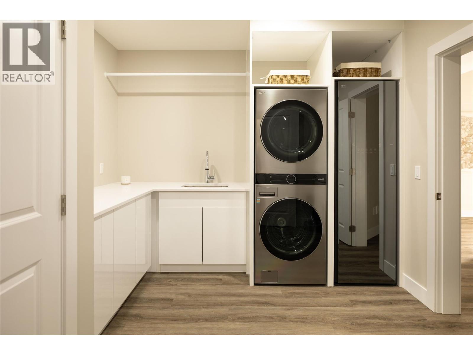 274 Summer Wood Drive, Kelowna, British Columbia  V1V 0C9 - Photo 26 - 10377146