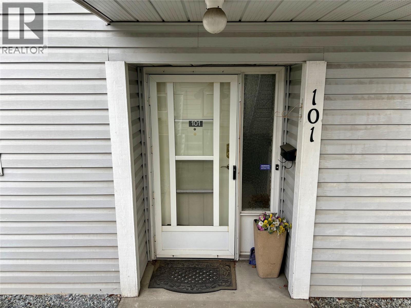 2806 35 Street Unit# 101, Vernon, British Columbia  v1t 6b5 - Photo 3 - 10372675