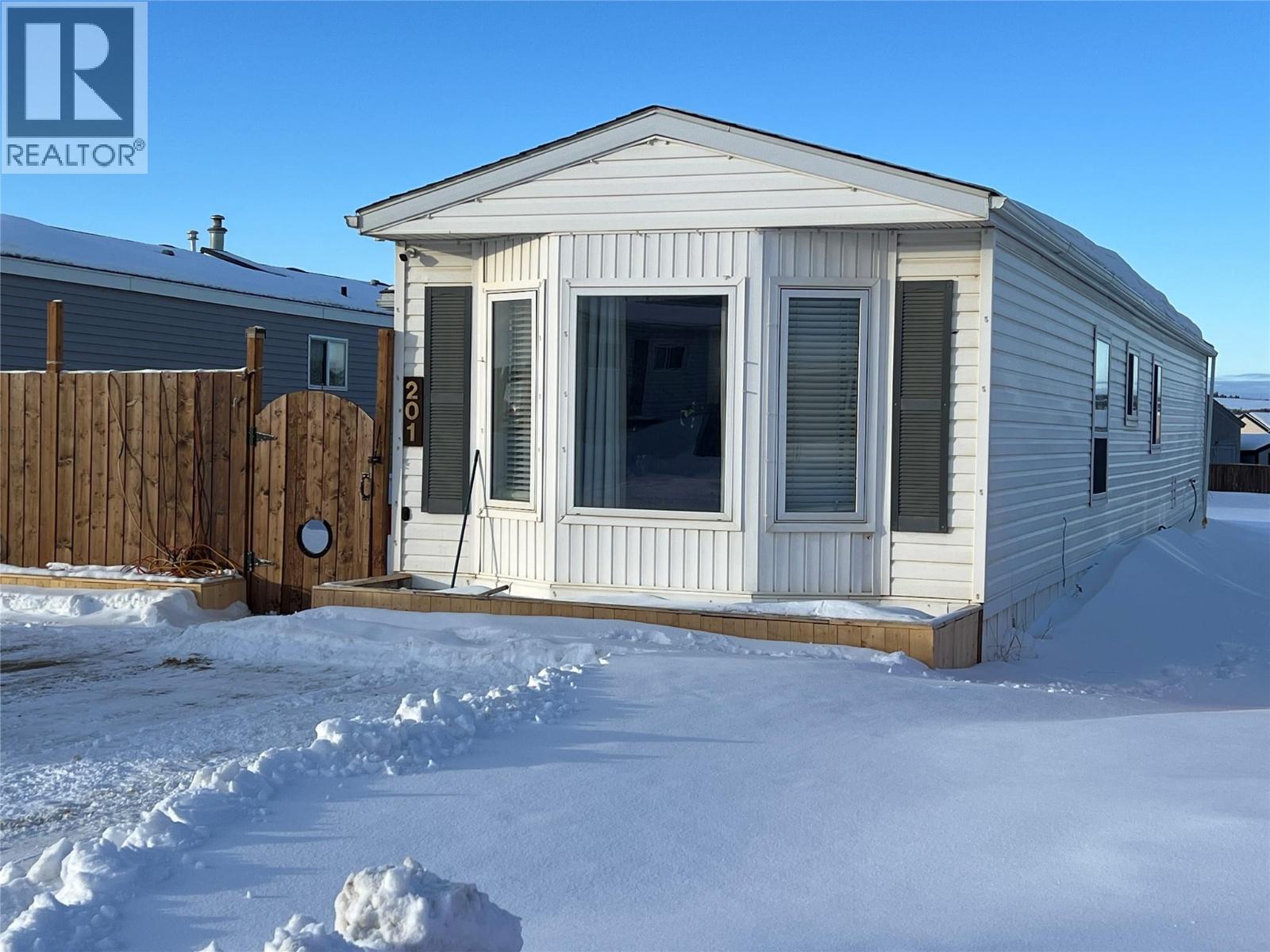 1200 Adams Road Unit# 201, Dawson Creek, British Columbia  V1G 5A2 - Photo 1 - 10378415