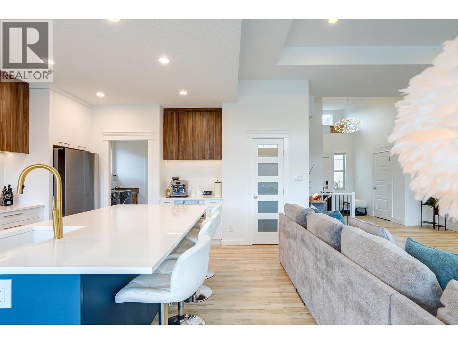 7313 Sunridge Road, Vernon, British Columbia  V1B 4C8 - Photo 12 - 10378369