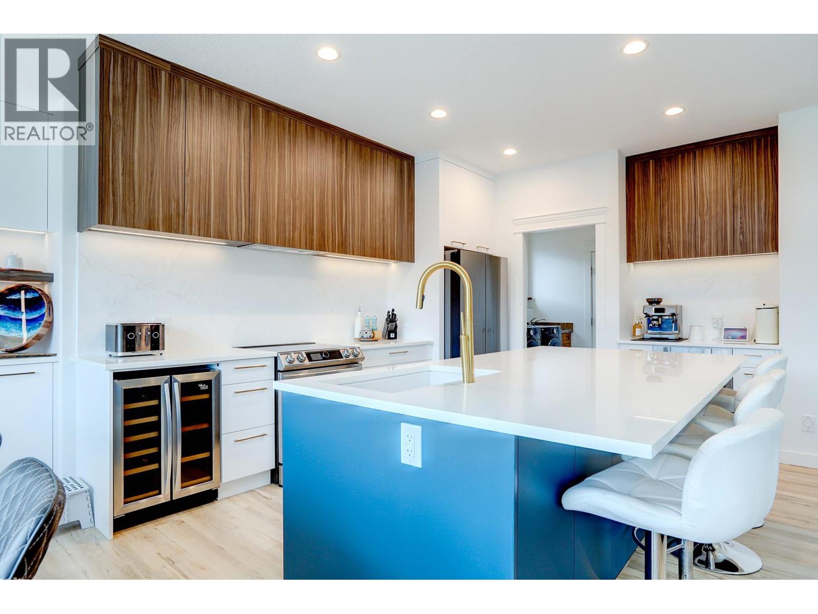 7313 Sunridge Road, Vernon, British Columbia  V1B 4C8 - Photo 13 - 10378369