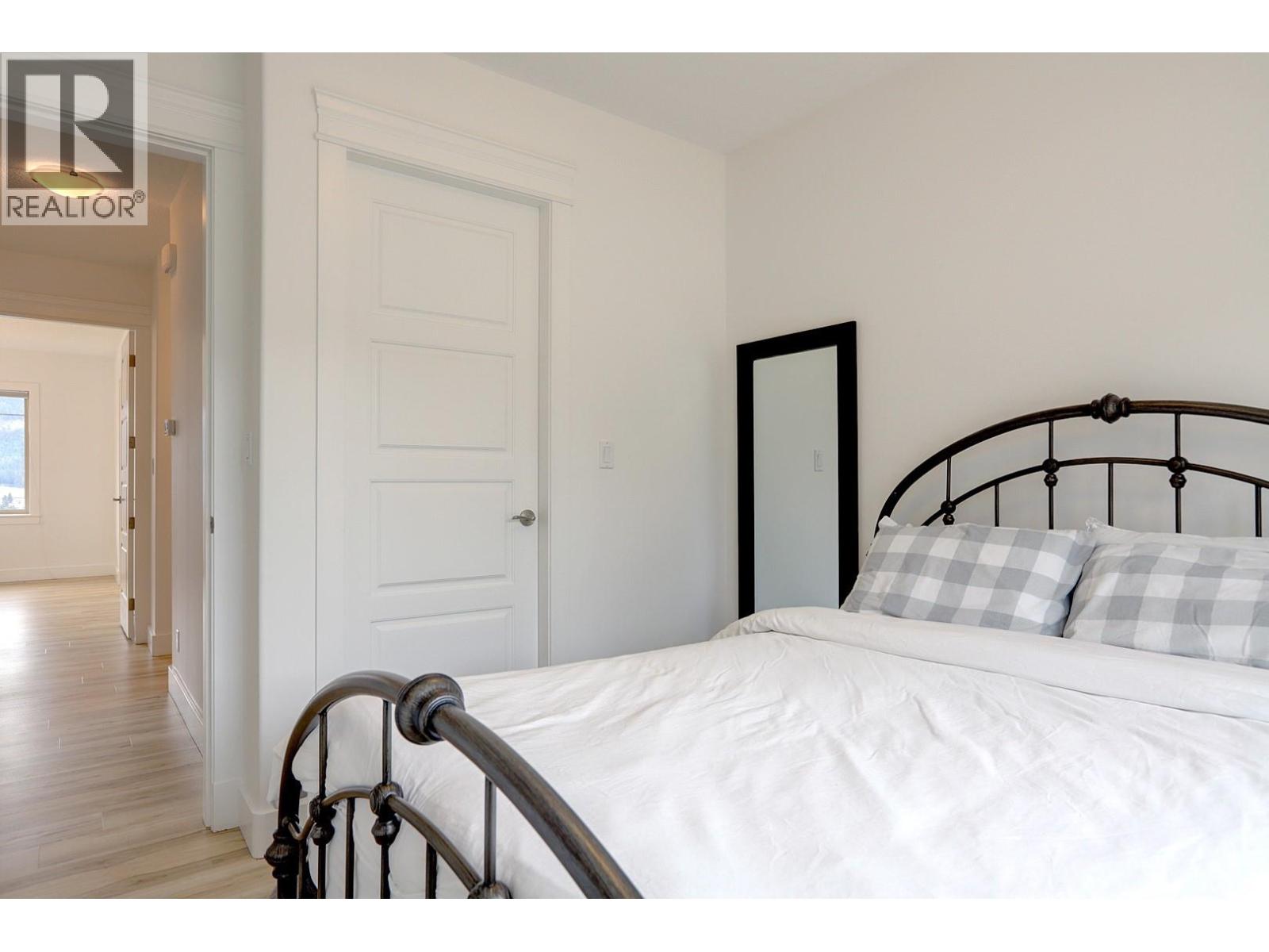 7313 Sunridge Road, Vernon, British Columbia  V1B 4C8 - Photo 37 - 10378369