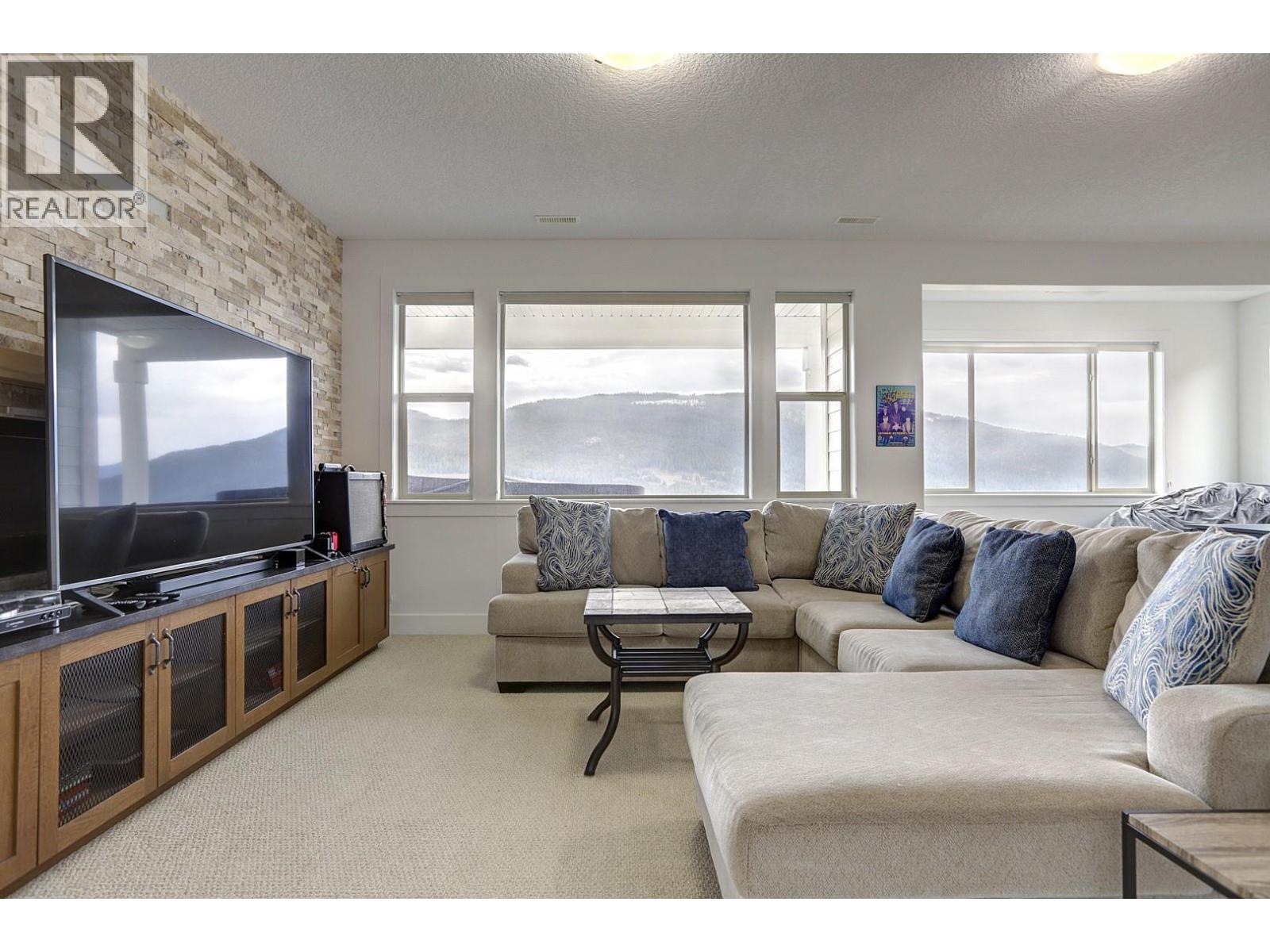 7313 Sunridge Road, Vernon, British Columbia  V1B 4C8 - Photo 45 - 10378369