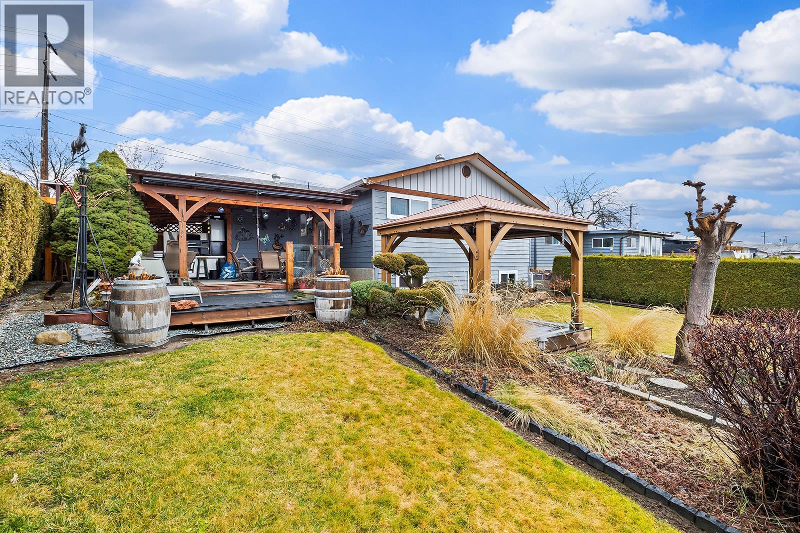 380 Hollywood Road S, Kelowna, British Columbia  V1X 3T1 - Photo 3 - 10378270