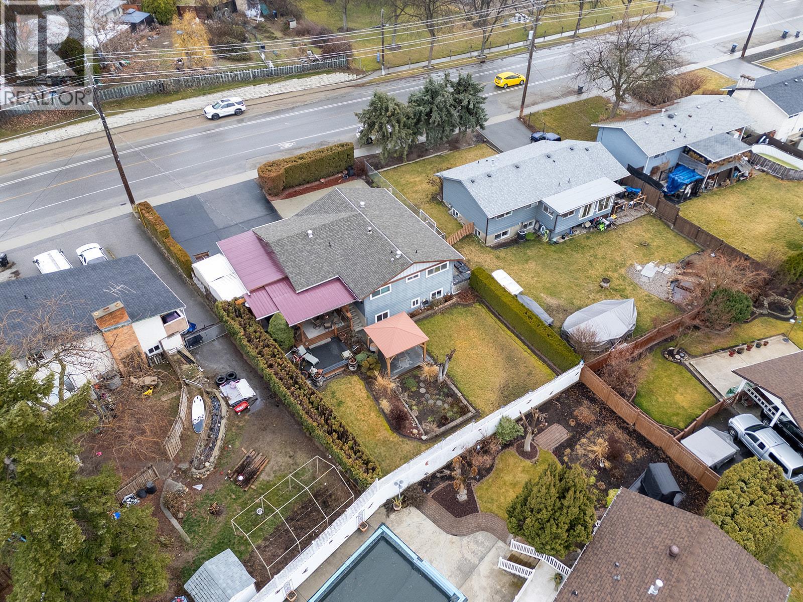 380 Hollywood Road S, Kelowna, British Columbia  V1X 3T1 - Photo 39 - 10378270