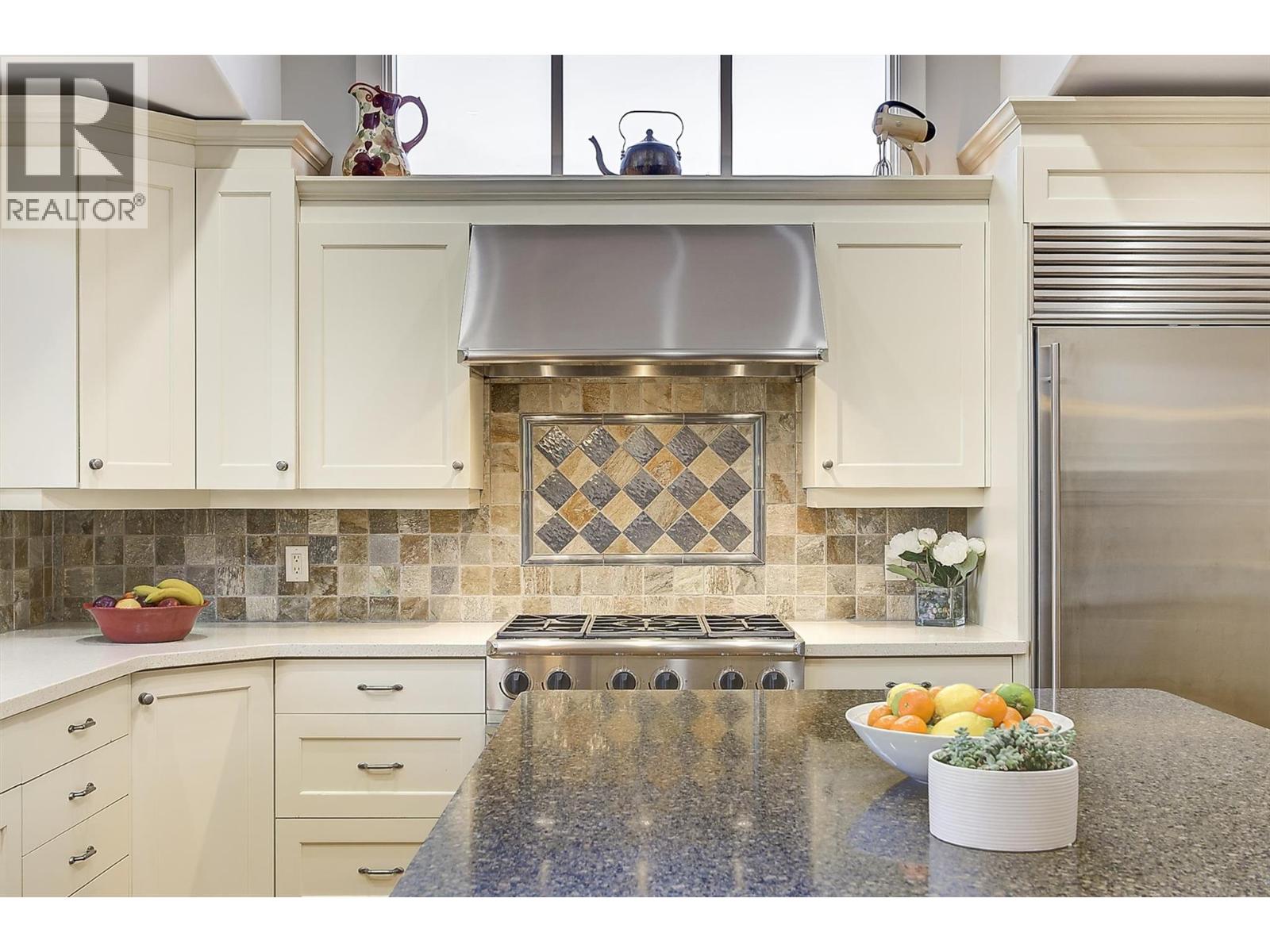 274 Knightsbridge Way, Kelowna, British Columbia  V1V 2A9 - Photo 14 - 10378236