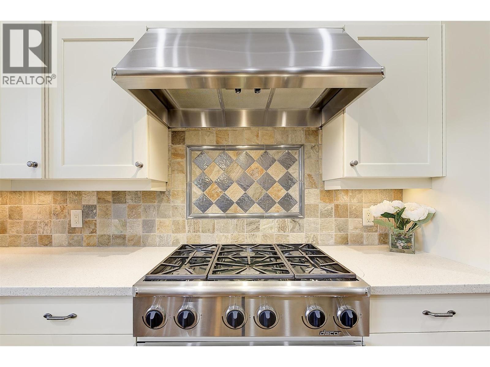 274 Knightsbridge Way, Kelowna, British Columbia  V1V 2A9 - Photo 15 - 10378236