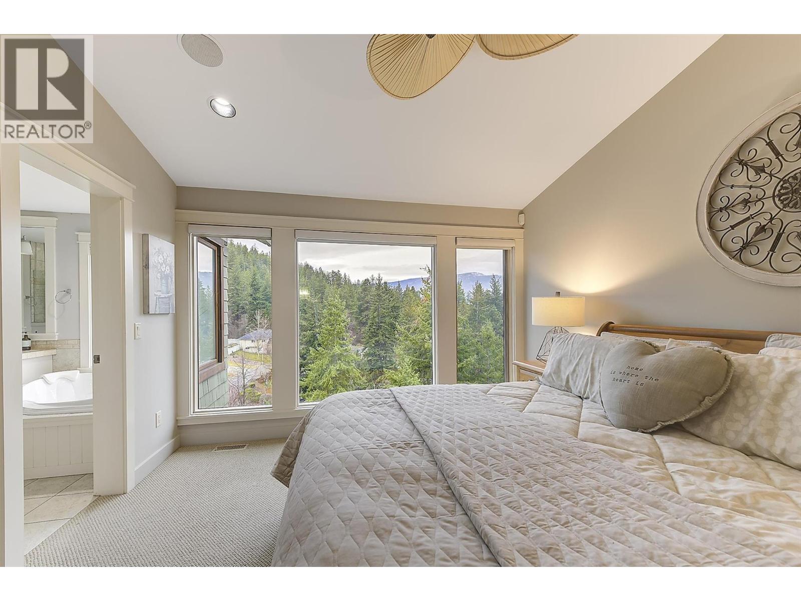 274 Knightsbridge Way, Kelowna, British Columbia  V1V 2A9 - Photo 24 - 10378236