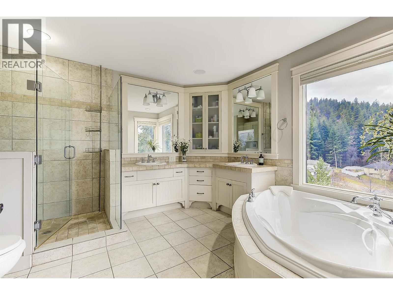 274 Knightsbridge Way, Kelowna, British Columbia  V1V 2A9 - Photo 25 - 10378236