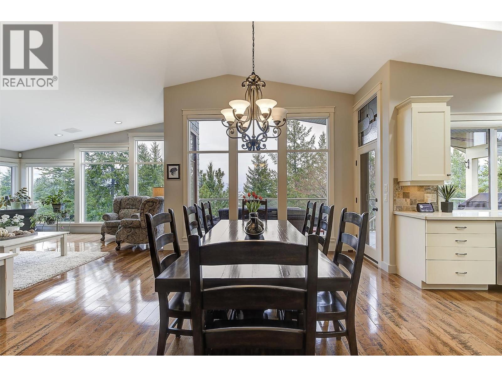 274 Knightsbridge Way, Kelowna, British Columbia  V1V 2A9 - Photo 30 - 10378236