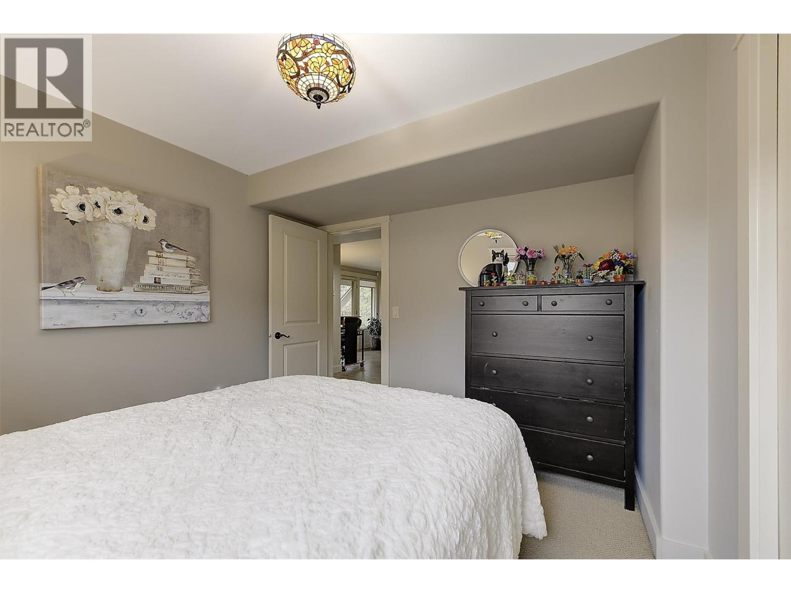 274 Knightsbridge Way, Kelowna, British Columbia  V1V 2A9 - Photo 46 - 10378236