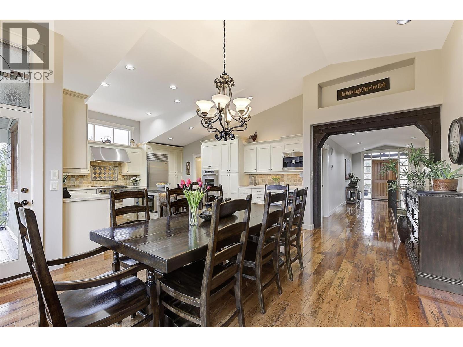 274 Knightsbridge Way, Kelowna, British Columbia  V1V 2A9 - Photo 6 - 10378236