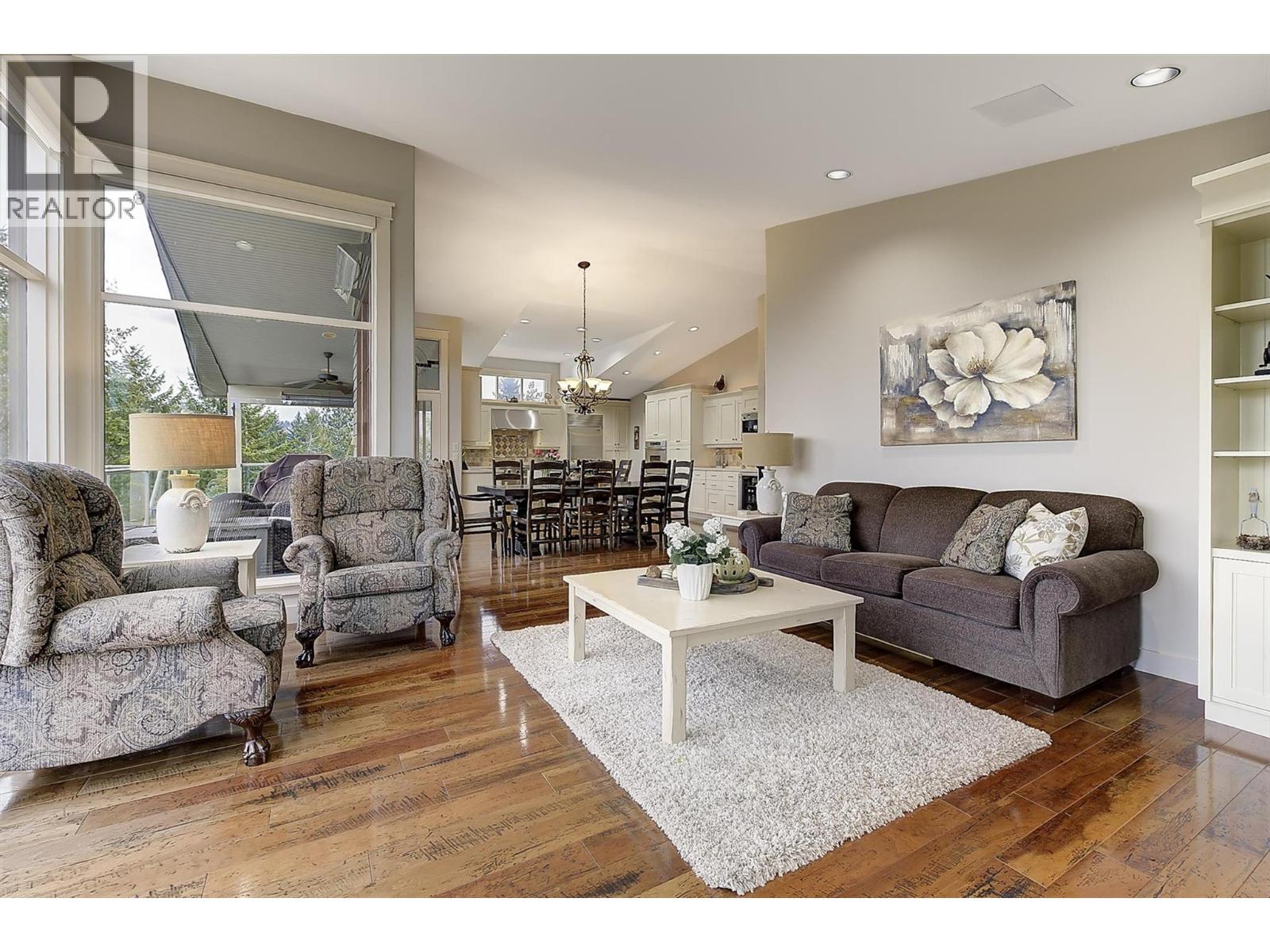 274 Knightsbridge Way, Kelowna, British Columbia  V1V 2A9 - Photo 9 - 10378236