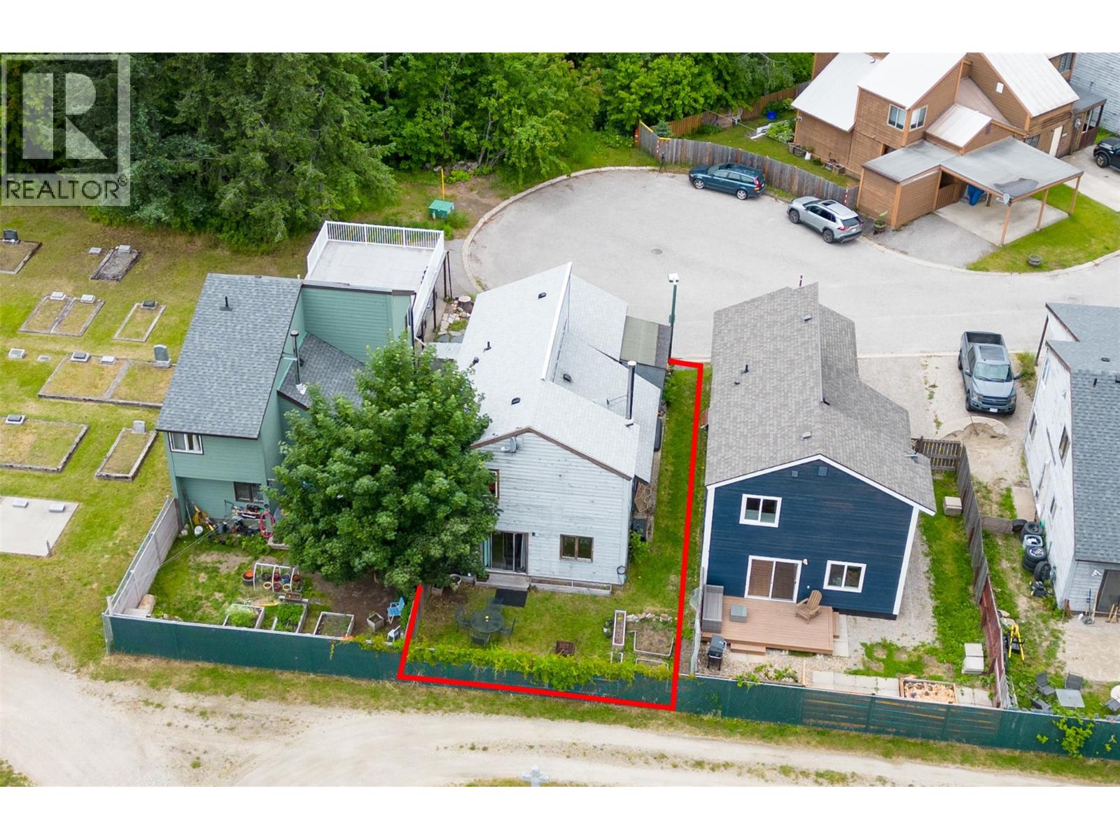 1852 Corbin Place, Revelstoke, British Columbia  V0E 2S0 - Photo 6 - 10376717