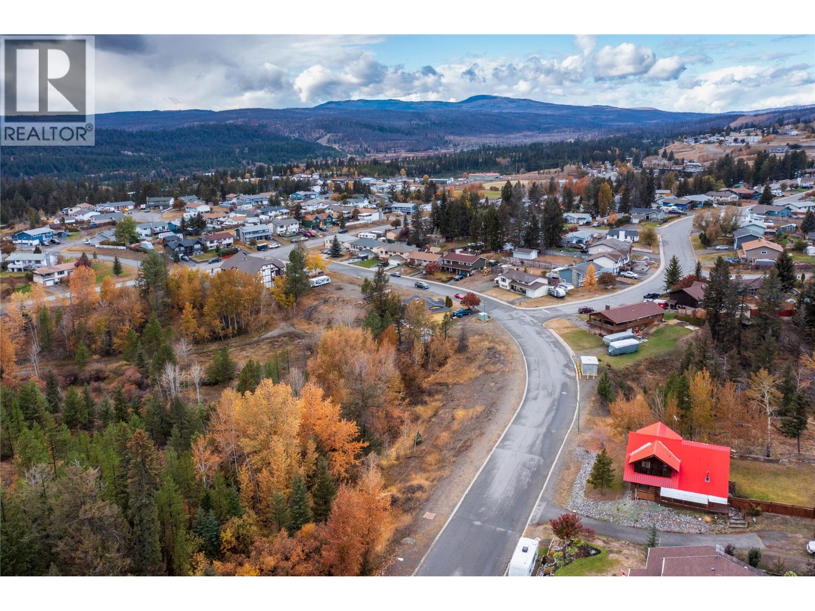 331 Poplar Drive, Logan Lake, British Columbia  V0K 1W0 - Photo 10 - 10378421