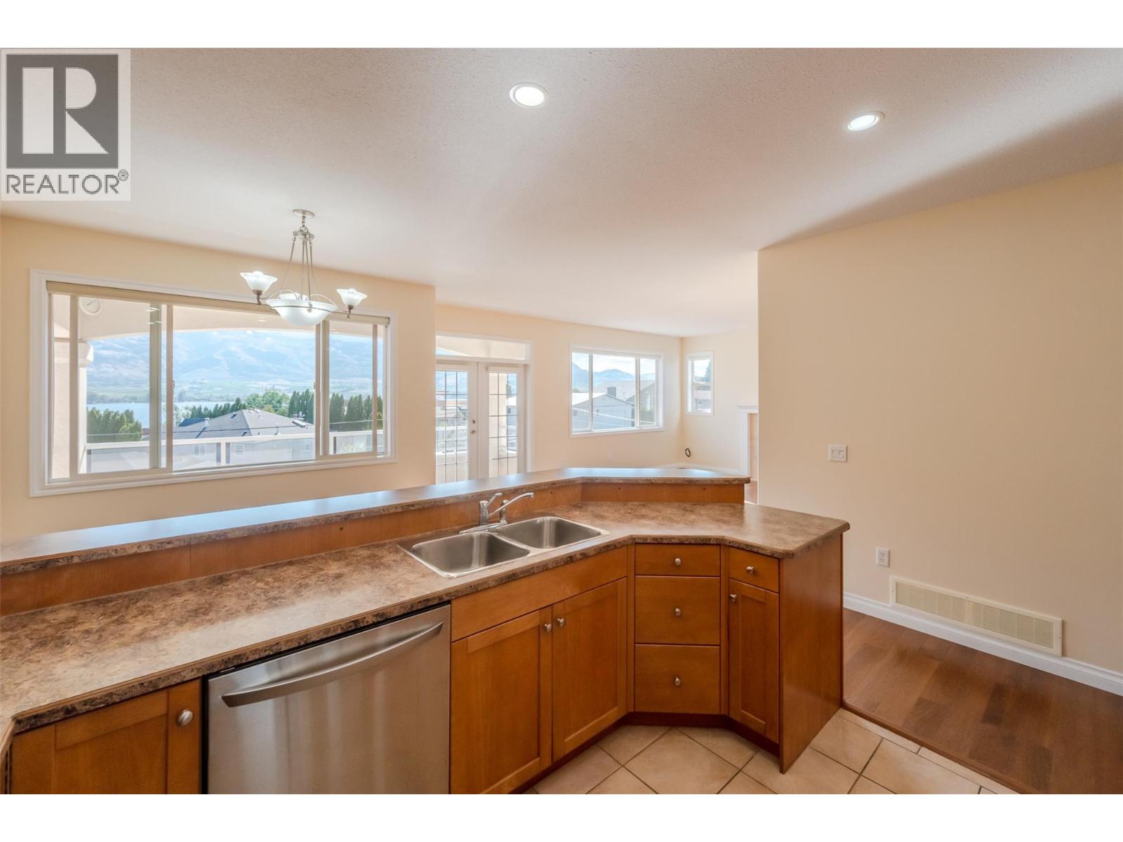 5820 89th Street Unit# 301, Osoyoos, British Columbia  V0H 1V1 - Photo 17 - 10378349