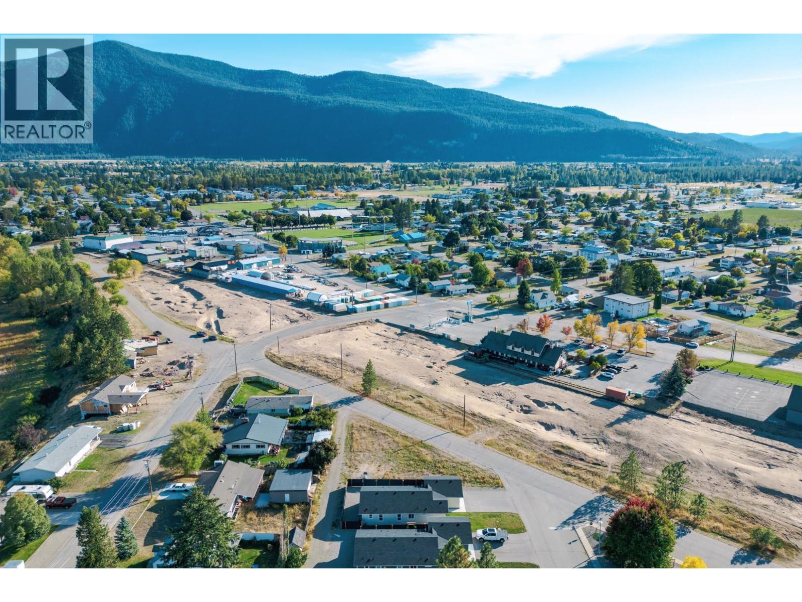 7624 18th Street, Grand Forks, British Columbia  V0H 1H0 - Photo 6 - 10378200