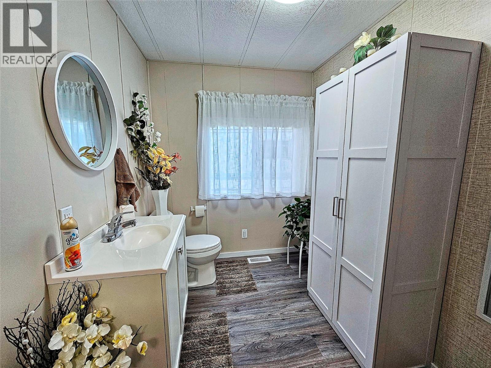 1601 Columbia Avenue Unit# 9, Castlegar, British Columbia  V1N 1J1 - Photo 24 - 10378145