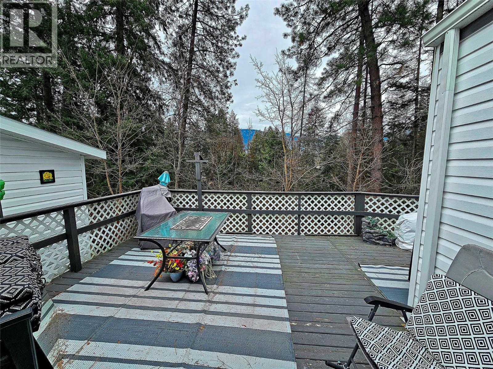 1601 Columbia Avenue Unit# 9, Castlegar, British Columbia  V1N 1J1 - Photo 27 - 10378145