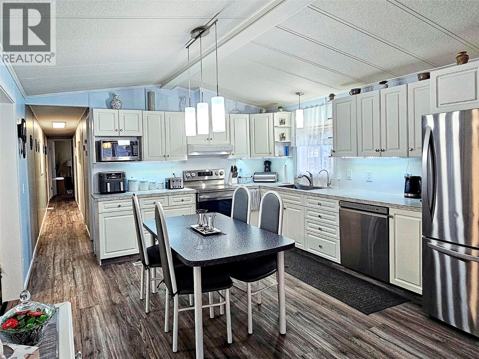 1601 Columbia Avenue Unit# 9, Castlegar, British Columbia  V1N 1J1 - Photo 7 - 10378145