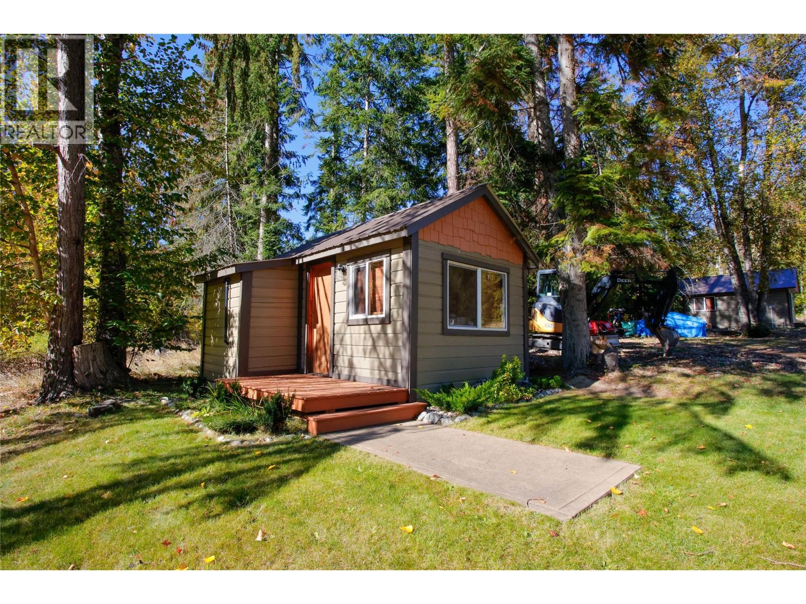 6142 Highway 3a Highway, Nelson, British Columbia  V1L 6P5 - Photo 25 - 10378126