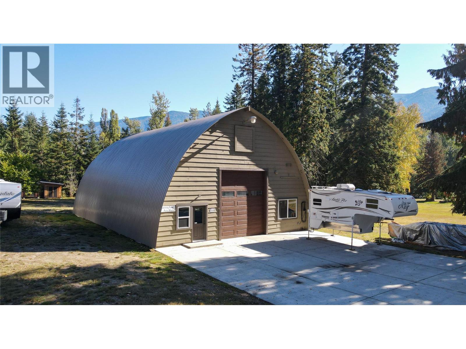 6142 Highway 3a Highway, Nelson, British Columbia  V1L 6P5 - Photo 29 - 10378126