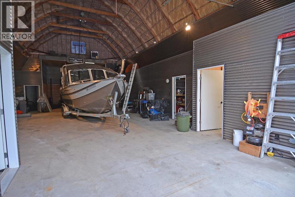 6142 Highway 3a Highway, Nelson, British Columbia  V1L 6P5 - Photo 32 - 10378126