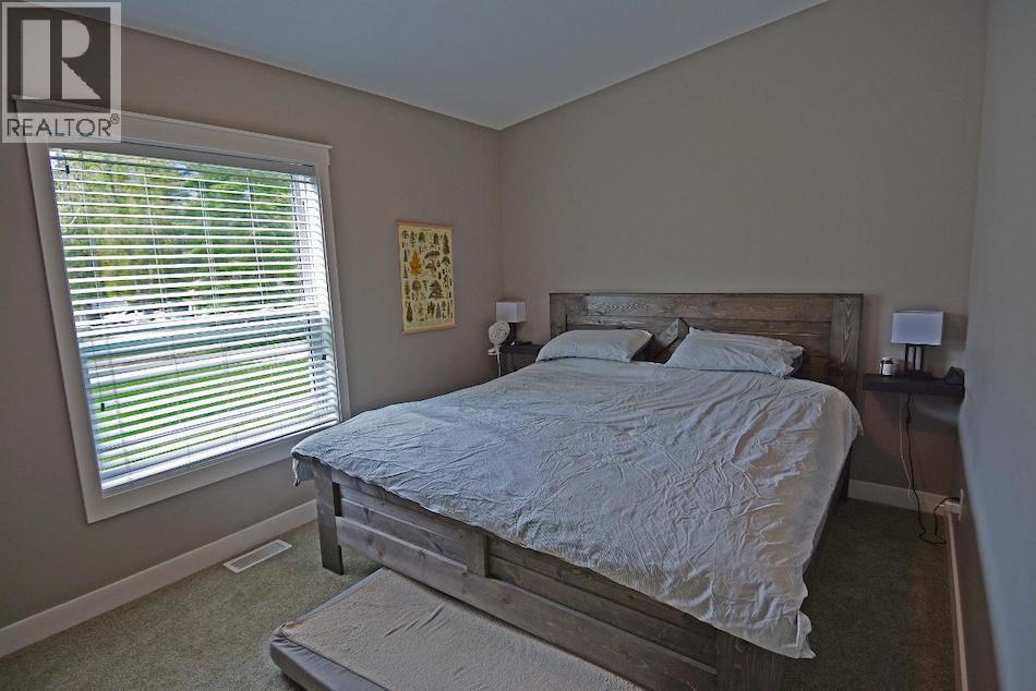 6142 Highway 3a Highway, Nelson, British Columbia  V1L 6P5 - Photo 9 - 10378126