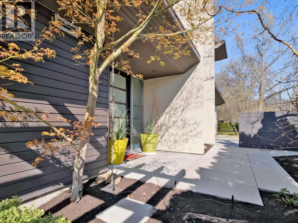 2096 Abbott Street, Kelowna, British Columbia  V1Y 1C6 - Photo 14 - 10378452