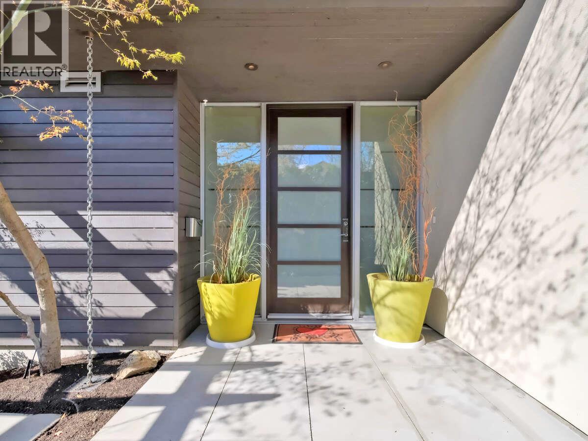 2096 Abbott Street, Kelowna, British Columbia  V1Y 1C6 - Photo 15 - 10378452