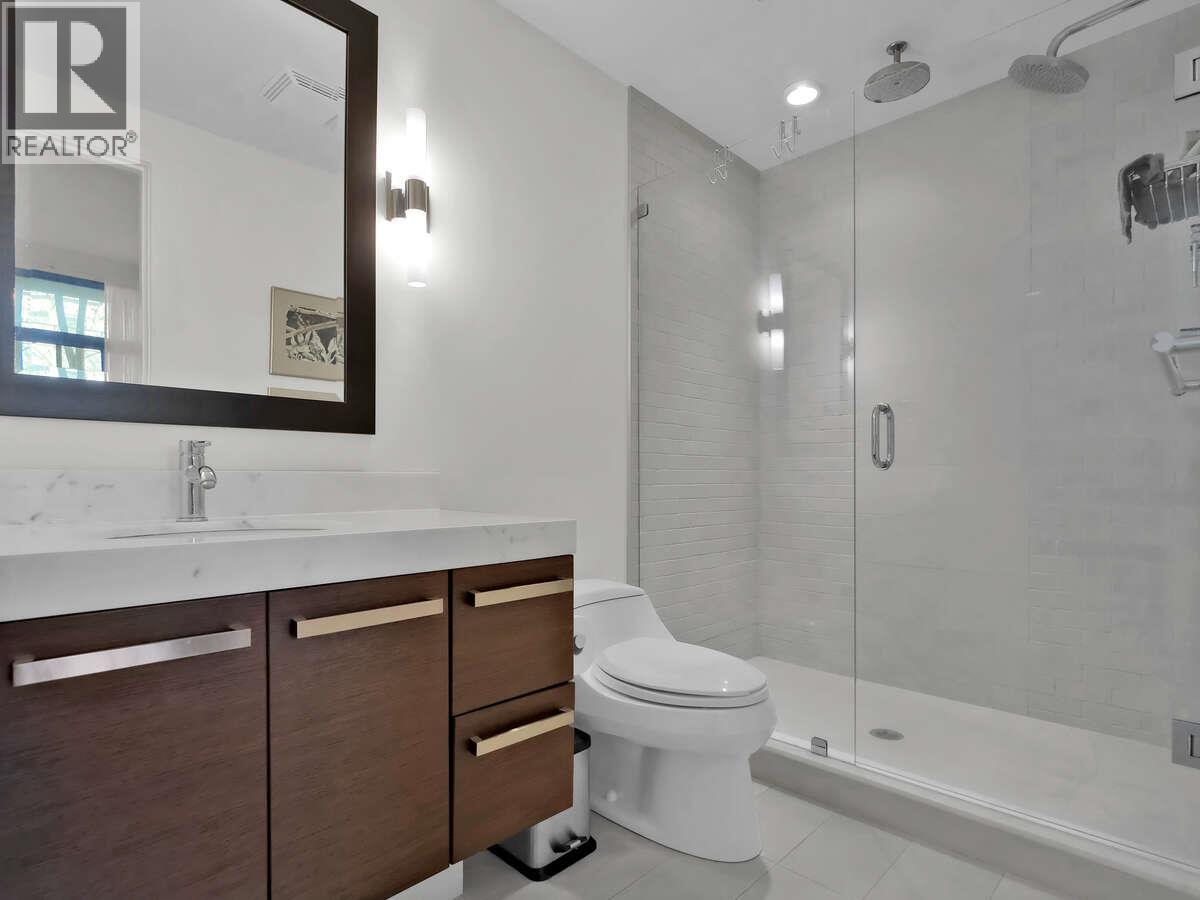 2096 Abbott Street, Kelowna, British Columbia  V1Y 1C6 - Photo 32 - 10378452