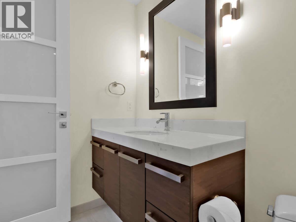 2096 Abbott Street, Kelowna, British Columbia  V1Y 1C6 - Photo 33 - 10378452