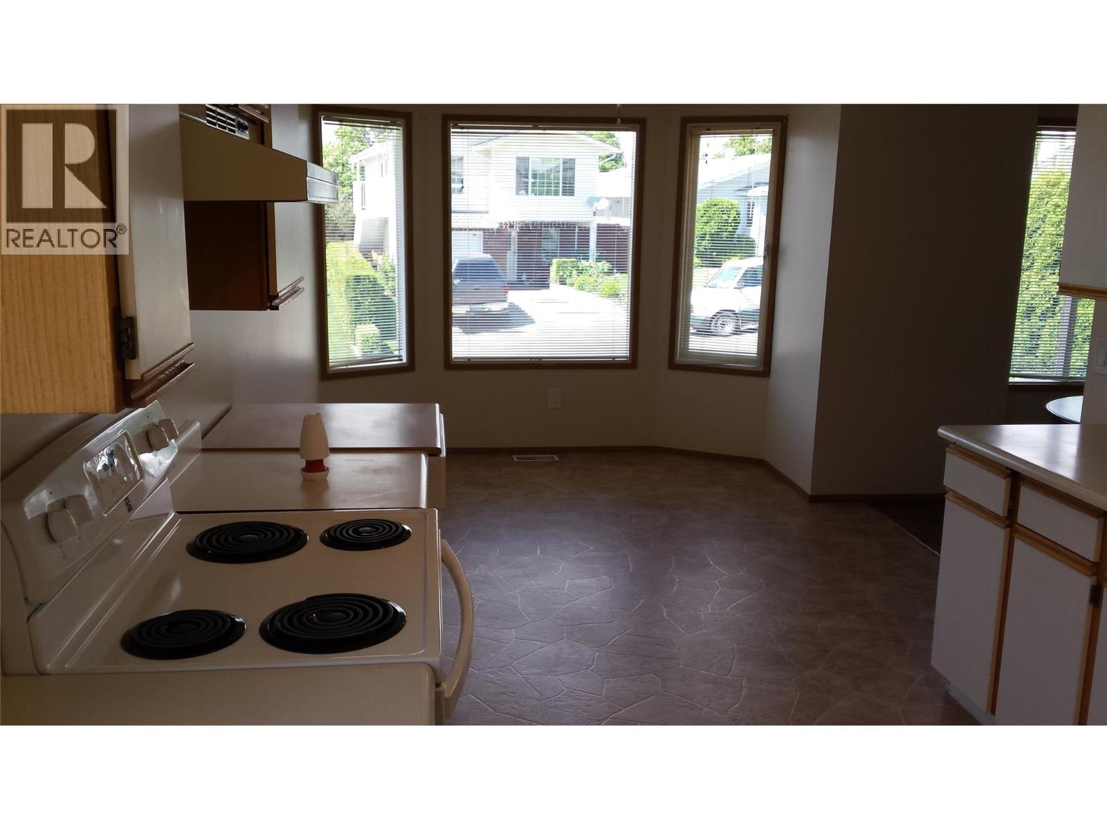 2051 Gladstone Drive, Kamloops, British Columbia  V2E 2B9 - Photo 19 - 10378292