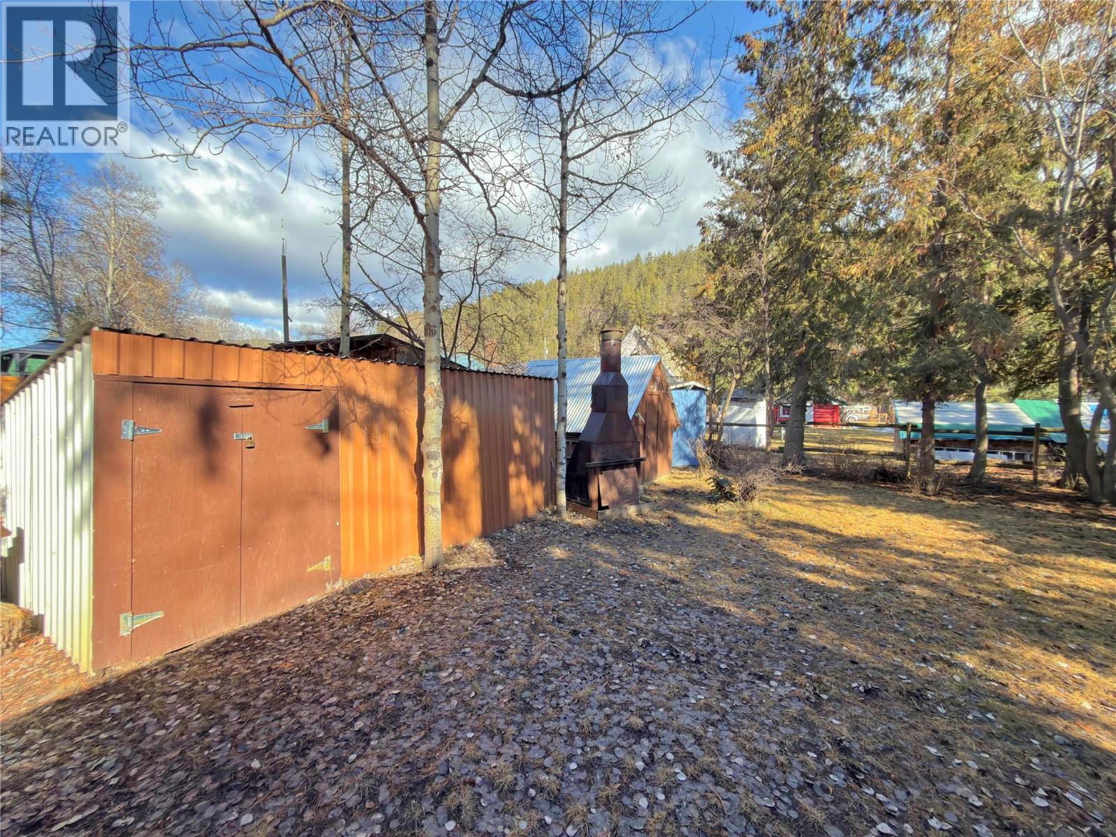 2649 Otter Avenue, Tulameen, British Columbia  V0X 1W0 - Photo 31 - 10378431