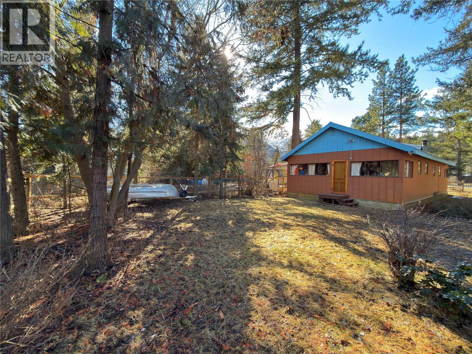 2649 Otter Avenue, Tulameen, British Columbia  V0X 1W0 - Photo 6 - 10378431