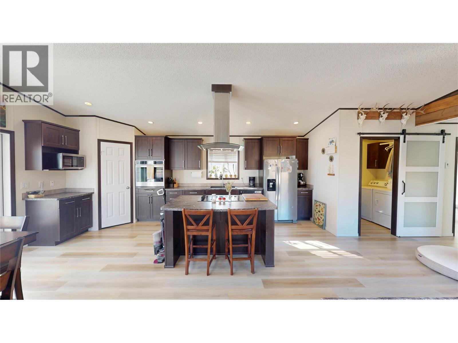 505 Steepleview Point Nw, Cranbrook, British Columbia  V1C 5L3 - Photo 10 - 10378401