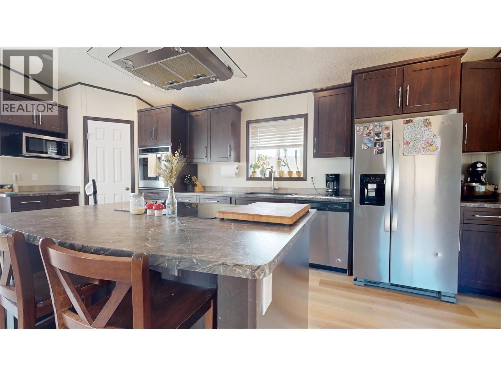 505 Steepleview Point Nw, Cranbrook, British Columbia  V1C 5L3 - Photo 11 - 10378401