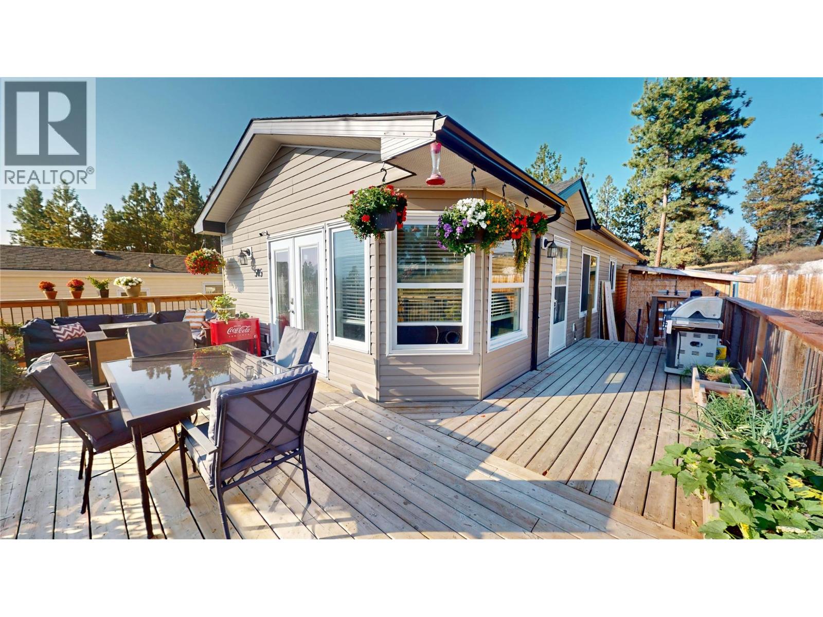 505 Steepleview Point Nw, Cranbrook, British Columbia  V1C 5L3 - Photo 2 - 10378401