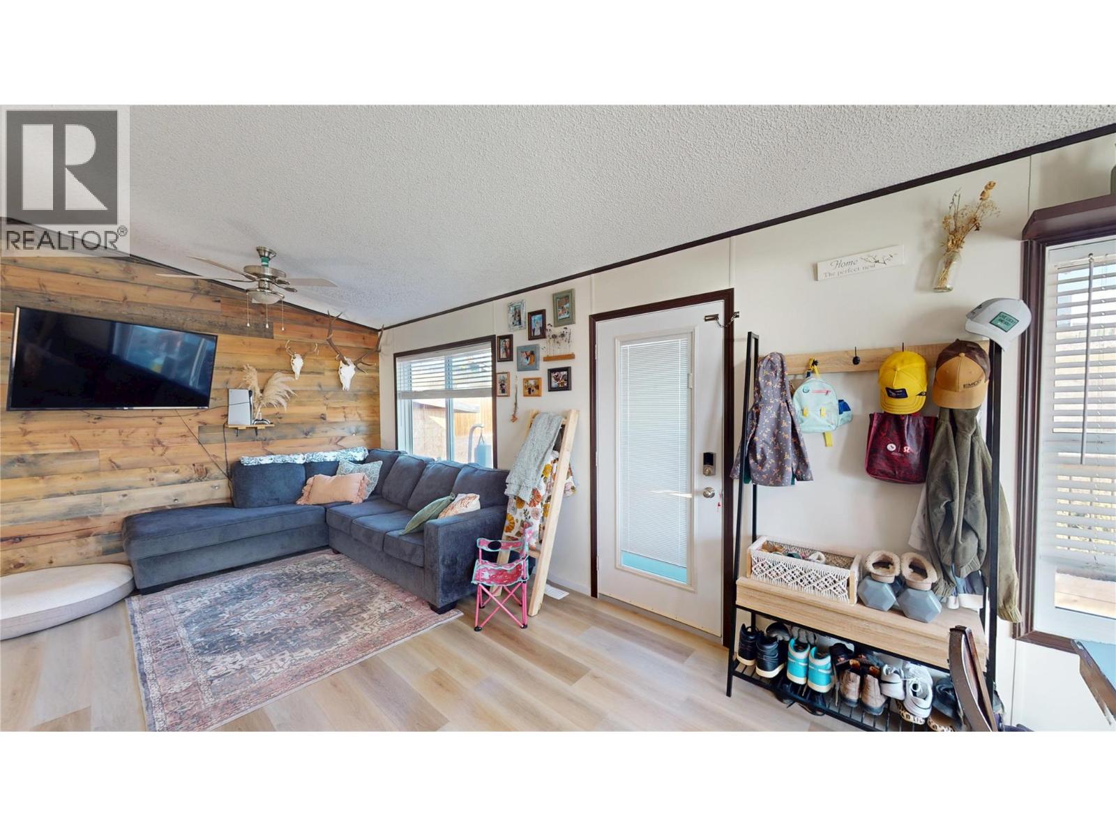 505 Steepleview Point Nw, Cranbrook, British Columbia  V1C 5L3 - Photo 7 - 10378401