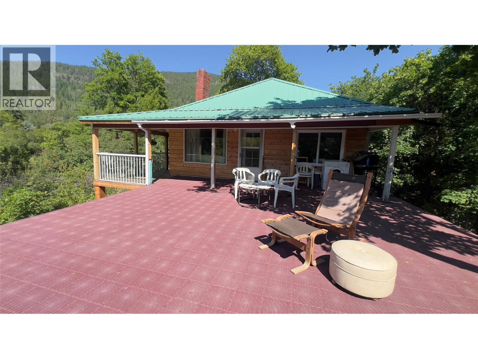 617 Payne Street, Creston, British Columbia  V0B 1G6 - Photo 18 - 10378335