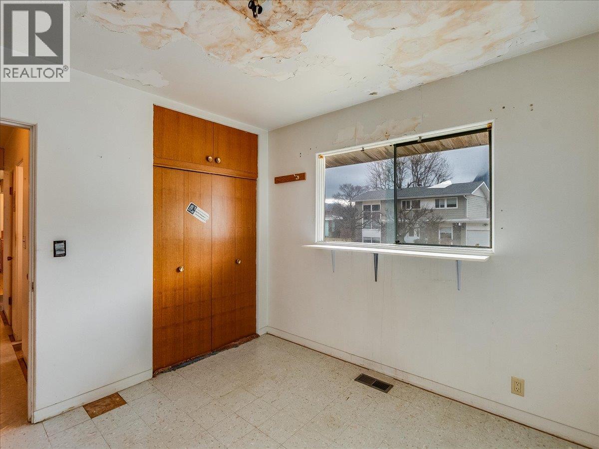 3775 Dogwood Drive, Trail, British Columbia  V1R 2V4 - Photo 13 - 10378286