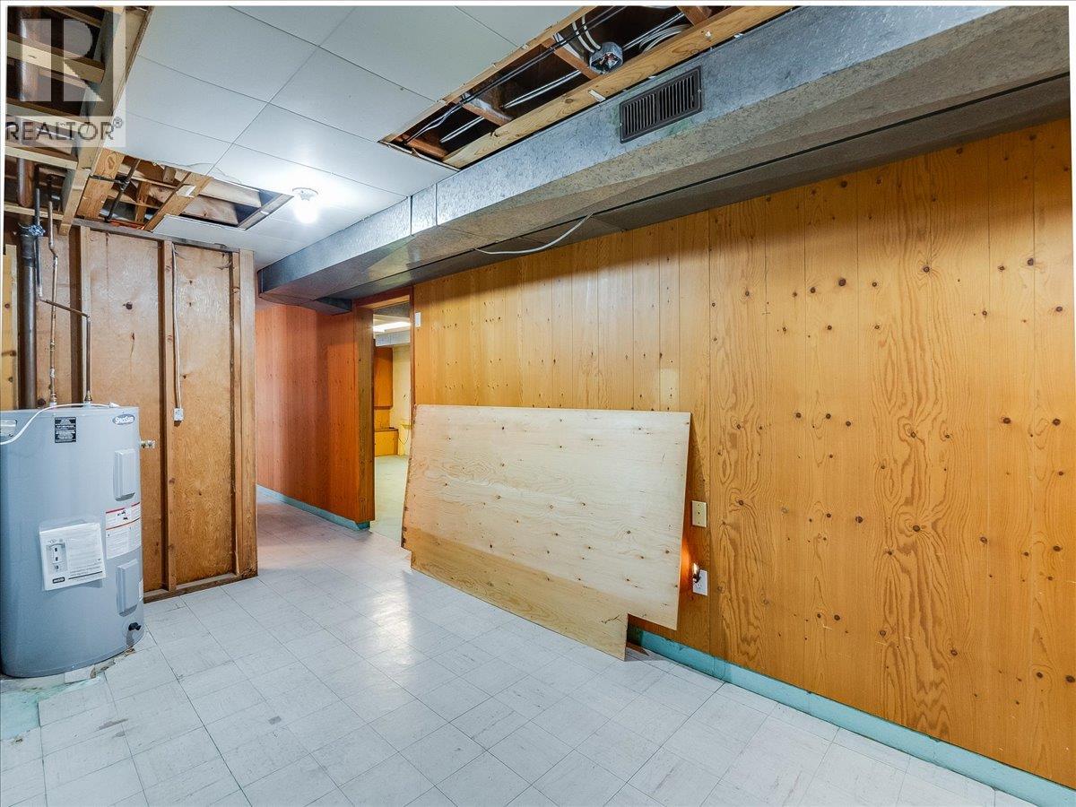 3775 Dogwood Drive, Trail, British Columbia  V1R 2V4 - Photo 16 - 10378286