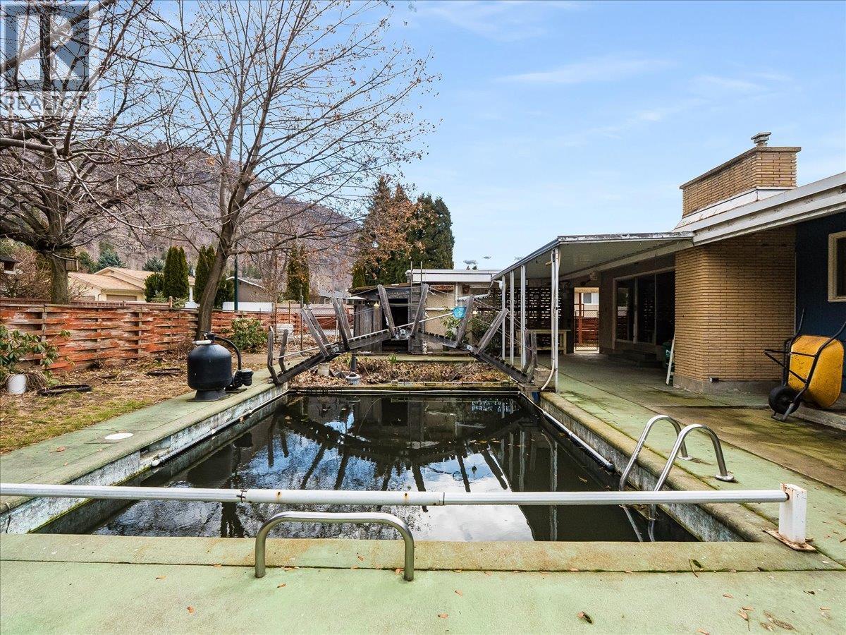 3775 Dogwood Drive, Trail, British Columbia  V1R 2V4 - Photo 35 - 10378286