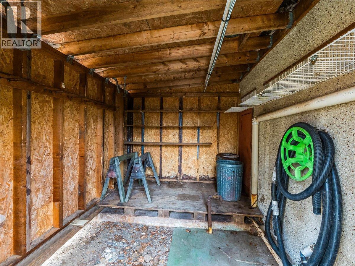 3775 Dogwood Drive, Trail, British Columbia  V1R 2V4 - Photo 38 - 10378286