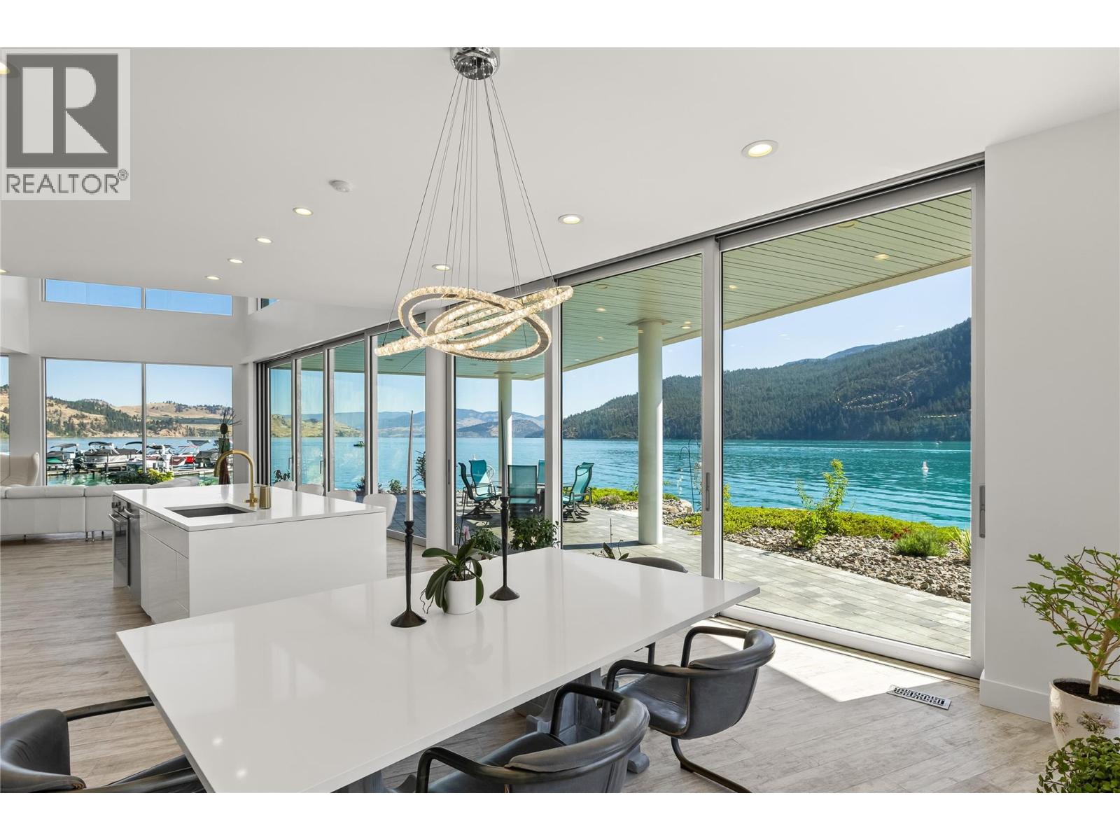 18451 Crystal Waters Road Unit# 8, Lake Country, British Columbia  V4V 2G2 - Photo 14 - 10378435