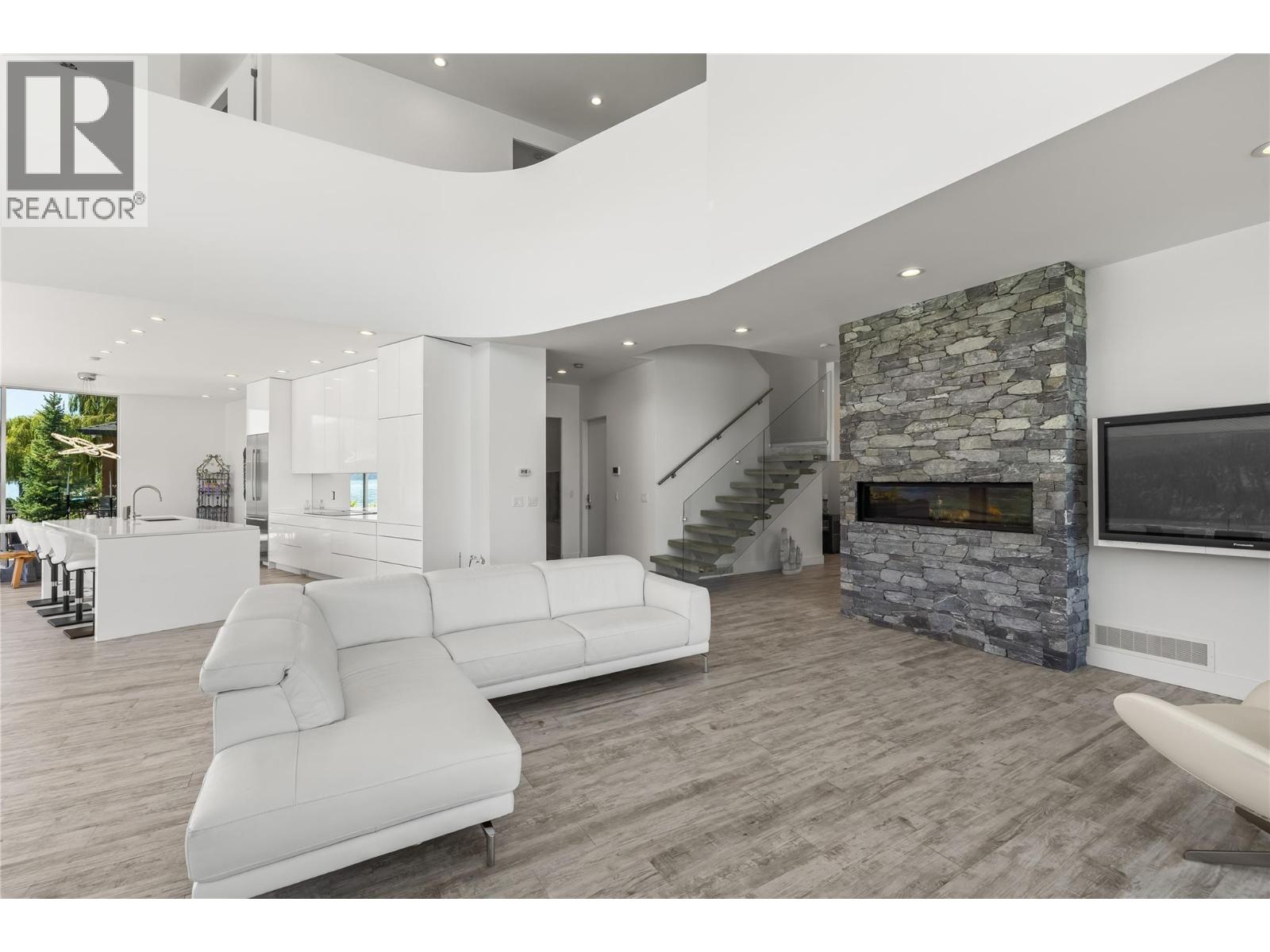 18451 Crystal Waters Road Unit# 8, Lake Country, British Columbia  V4V 2G2 - Photo 20 - 10378435