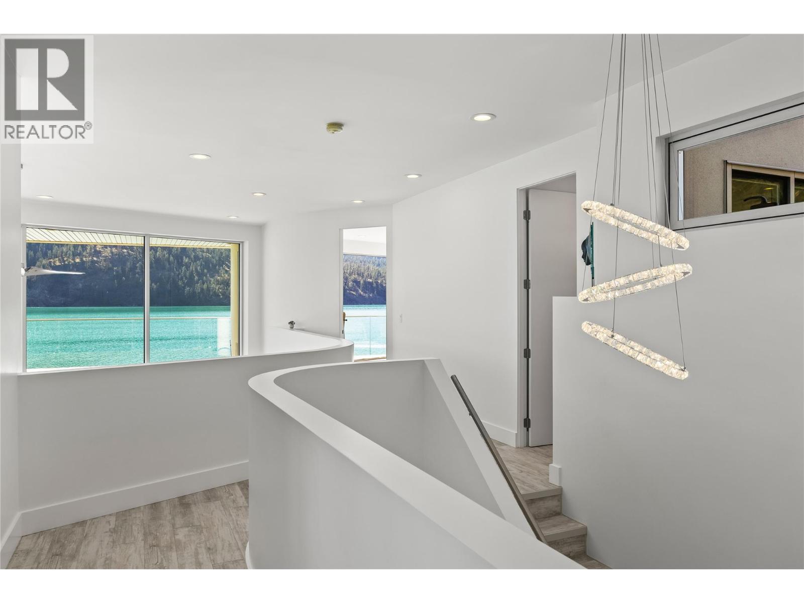 18451 Crystal Waters Road Unit# 8, Lake Country, British Columbia  V4V 2G2 - Photo 36 - 10378435