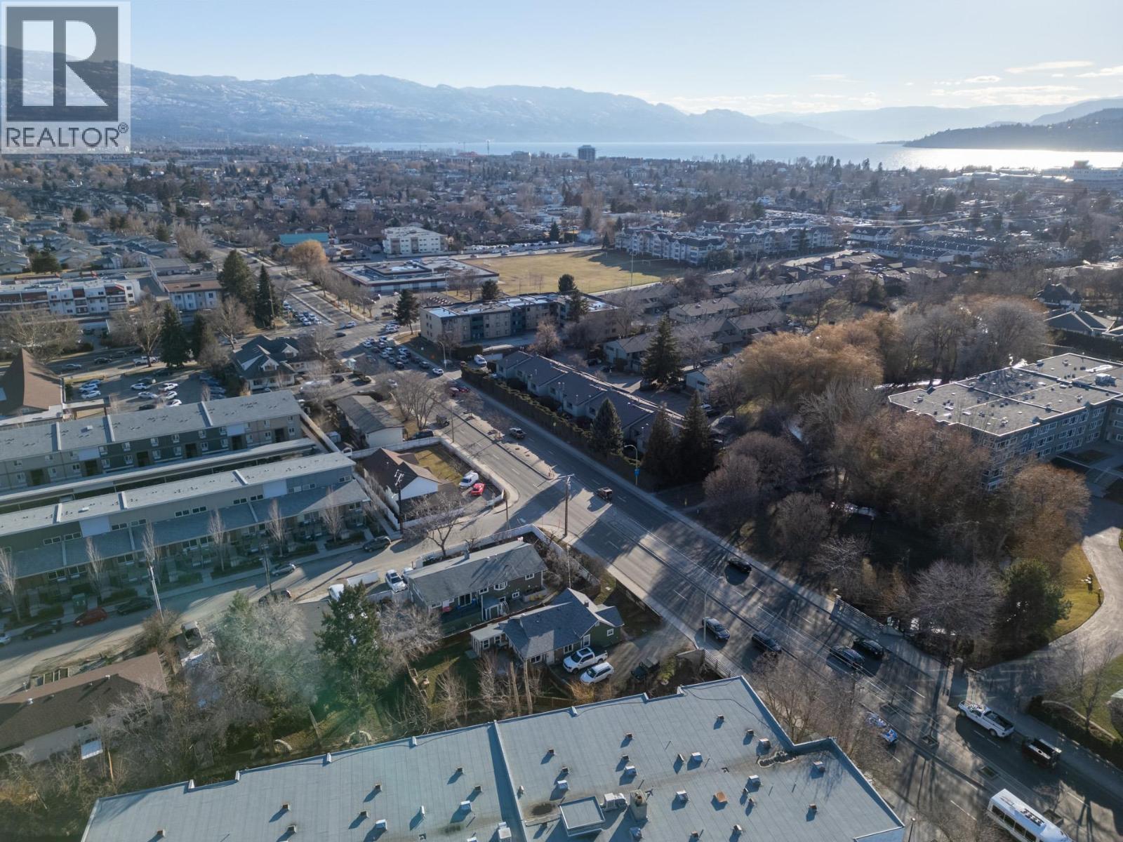 1981 Gordon Drive, Kelowna, British Columbia  V1Y 3J1 - Photo 44 - 10378468