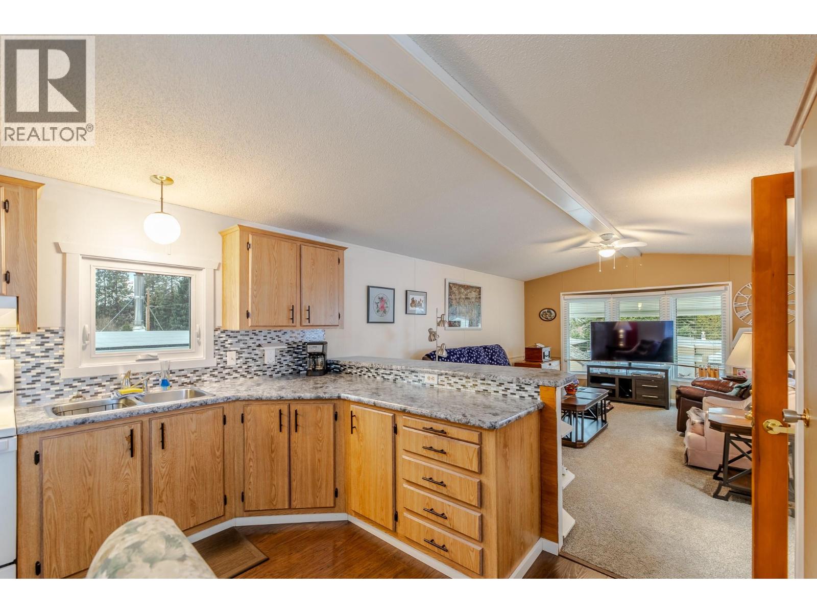 4505 Mclean Creek Road Unit# F31, Okanagan Falls, British Columbia  V0H 1R1 - Photo 12 - 10378449